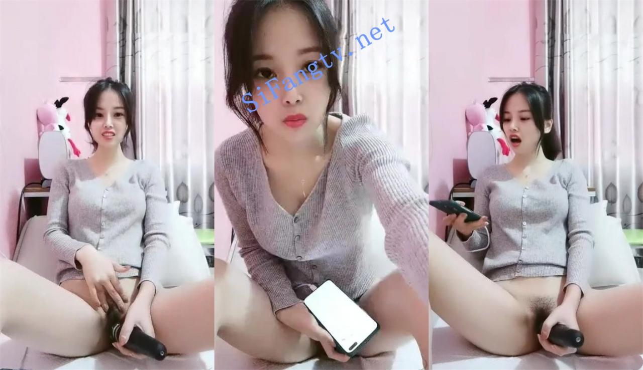 精致女神 温柔36E 超强震力大黑牛自慰捅逼达到高潮 图 02