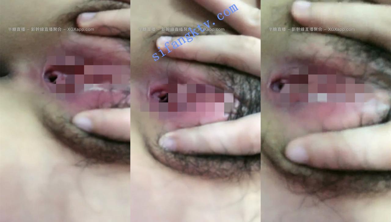 两个00后小萝莉下海 姐妹玩游戏 全裸抠逼自慰 小穴超粉 图 08