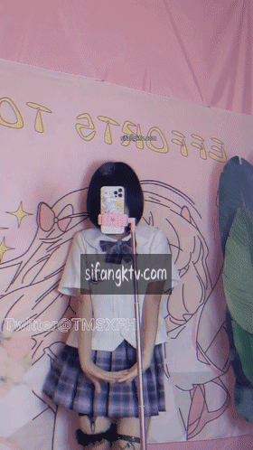 裸舞精品 人气女神 小仙云儿 7月8月最新裸舞更新 图 01