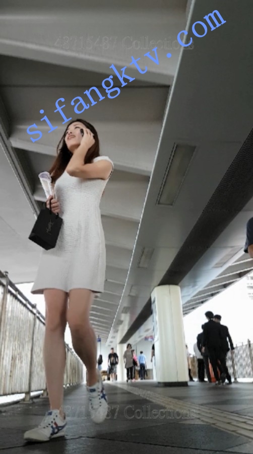 CD抄底 487系列CW098-跟拍白裙大白腿美女上楼梯 图 02