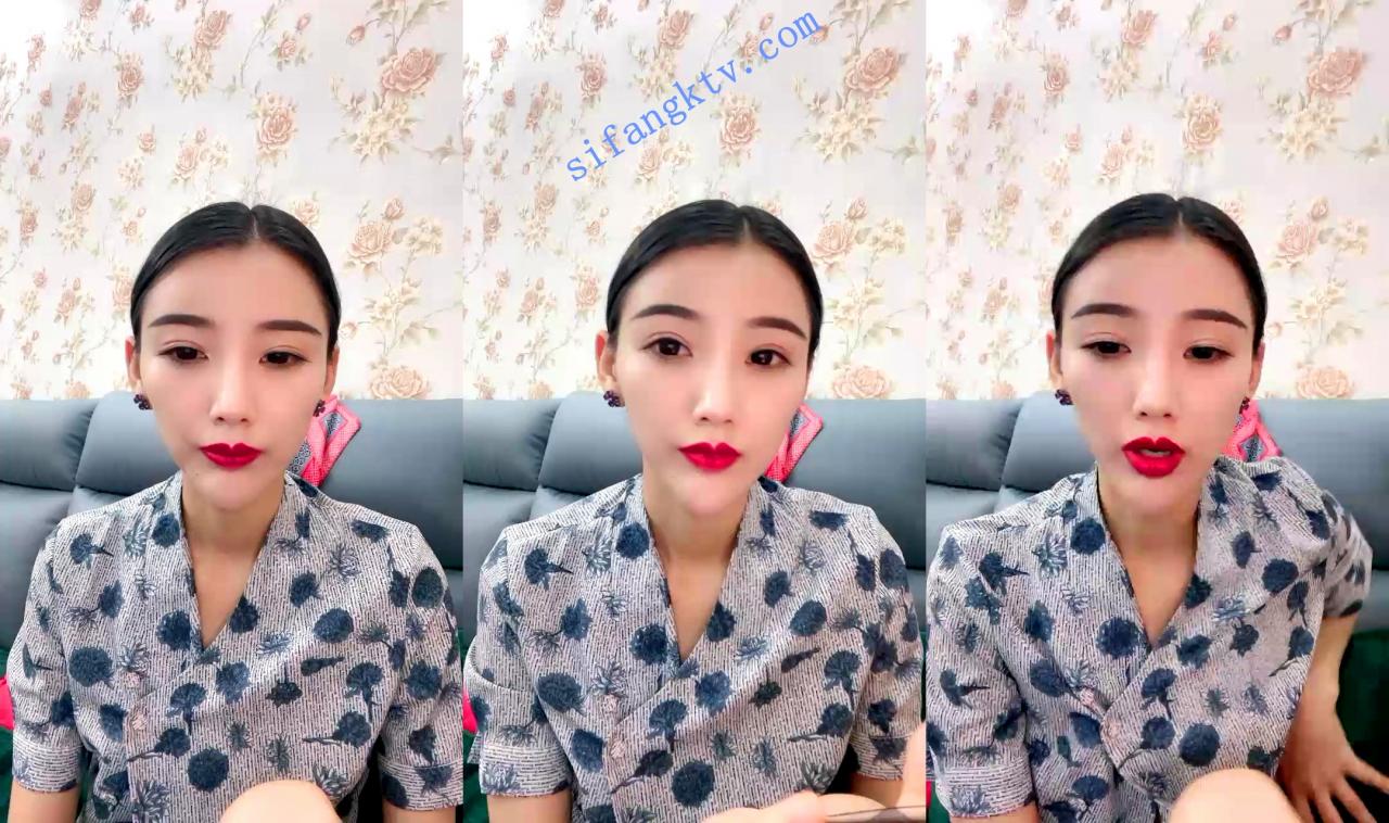 ₩ 空姐服直播 掰开紧致嫩穴翘臀揉着骚奶特写诱惑的很 图 01