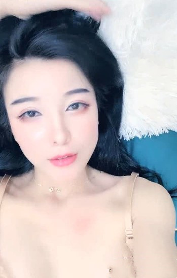 奶盖啵啵啾 奔波儿灞 合集 52.6G 图 01