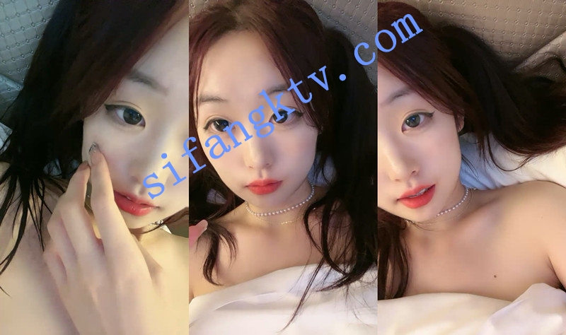 ♥️ 校园女神~ 小吻 双马尾开档黑丝翻开洞穴~心动 图 02