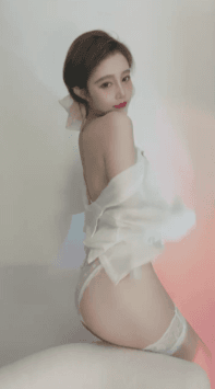 ❤️校园女神~ 天真 长腿骚舞~道具插逼~白浆直流! 图 01