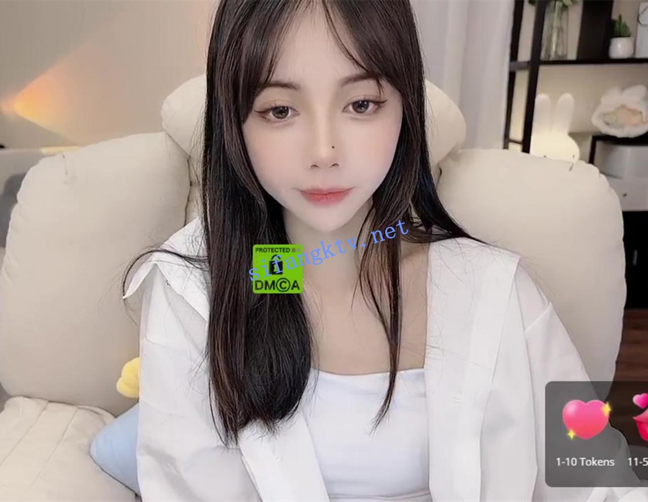 不看后悔~女神首秀 CNBili 土豪空降~狂刷礼物,主播好卖力 图 01