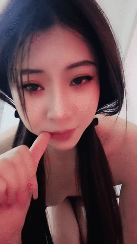 极品女神~ 媚儿爱森 道具自慰~流白浆~我都撸瘫了~爽炸了 图 03