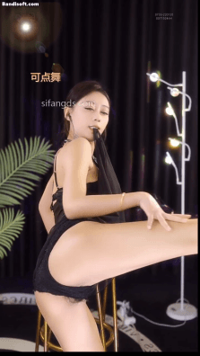 乐嗨 茴香 超骚美女 牛仔热裤蕾丝底裤 抬腿露逼毛 很顶 图 11