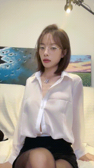 来了来了！最正宗校花来了~【小熊】道具自慰！害我狂撸管~