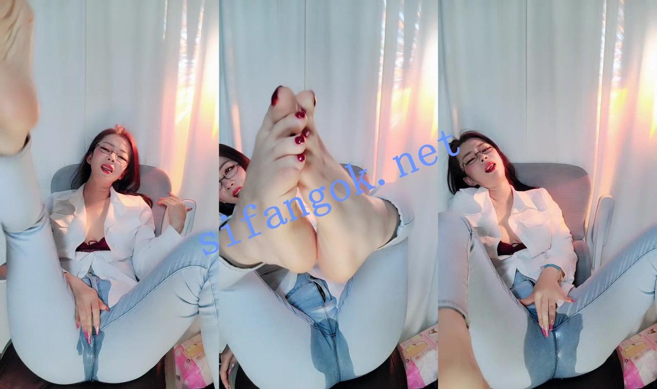 ⚡ 核弹! 奈雪 性感超绝大长腿女神!居然尿裤子! 图 02