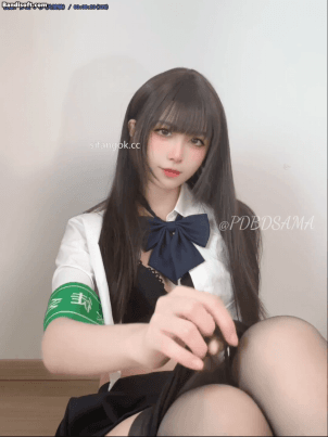 推特 布丁大法 尺度升级 极品蜜桃臀 创可贴逼串珠肛塞 图 03