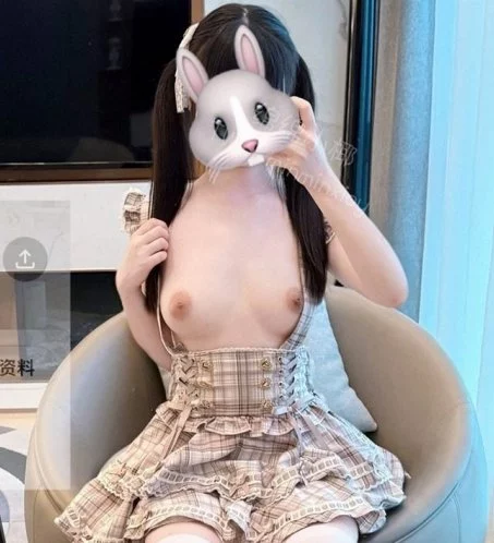 CICI@ICICISVLOG [288门槛] 12分钟 00后楠楠ICICIS门槛 内射流精 [4P1V-908MB]