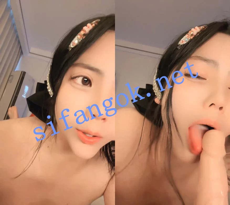 番茄主播-果冻 千元1V1房全裸展示及跳蛋假JJ自慰喷水秀 图 01