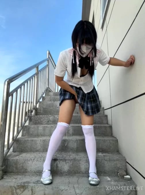 ❤❤❤ST露天,楼梯跳蛋自慰喷水,Stripchat! yingtao-888 图 04